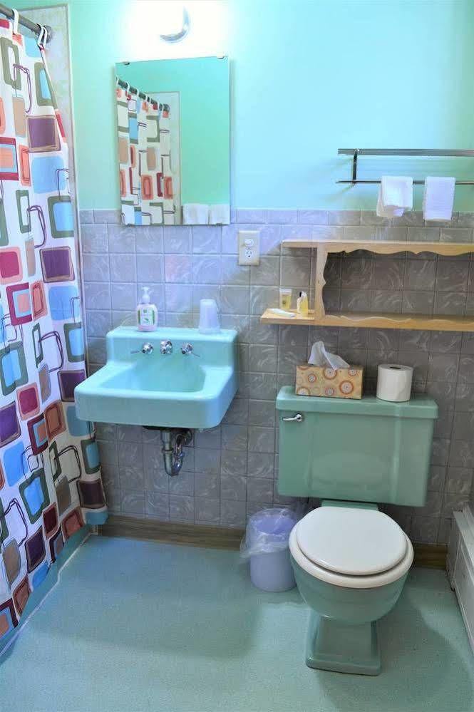 איירונווד Royal Motel מראה חיצוני תמונה