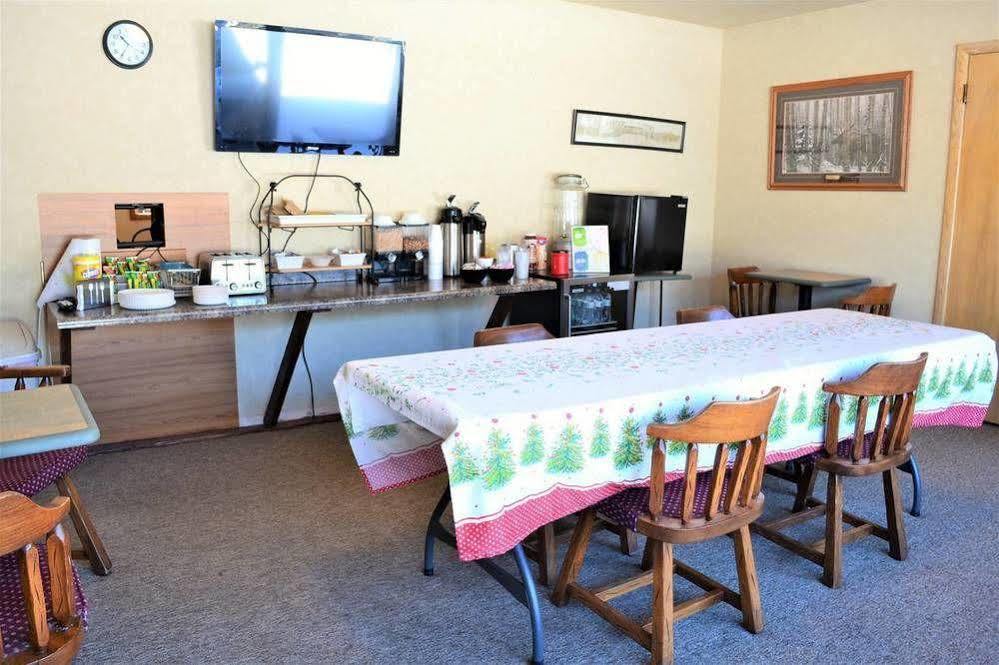 איירונווד Royal Motel מראה חיצוני תמונה